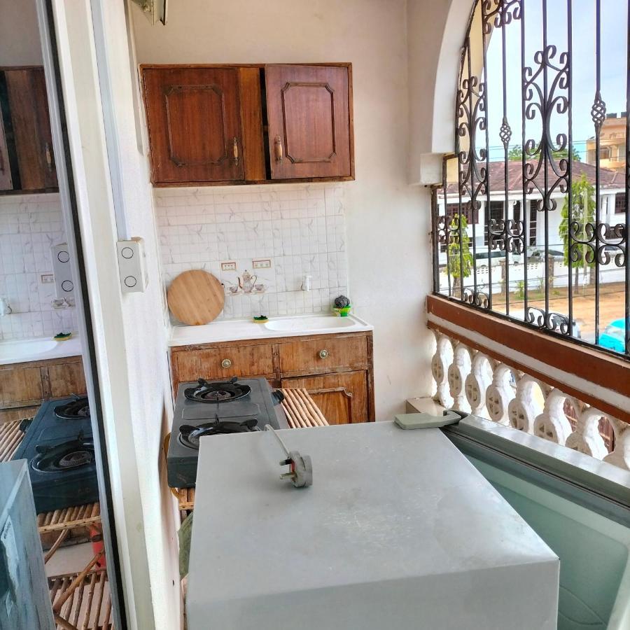 Luxurious Studio Apartments Mombasa Esterno foto