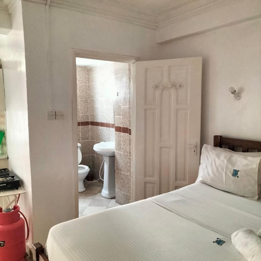 Luxurious Studio Apartments Mombasa Esterno foto